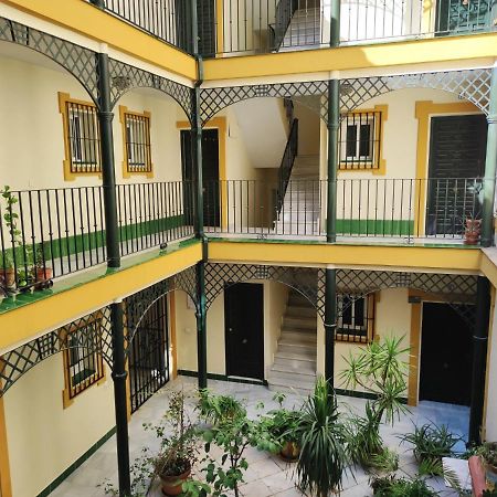 Estudio Rufina.Tranquilidad ,Alameda De Hercules! Sevilha Exterior foto