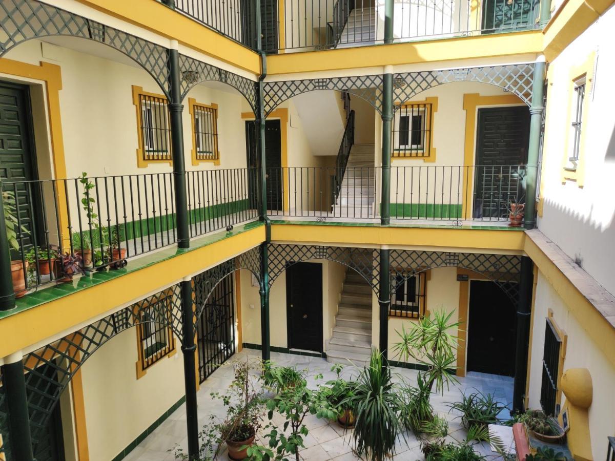 Estudio Rufina.Tranquilidad ,Alameda De Hercules! Sevilha Exterior foto